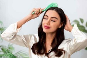 فوائد الكيراتين للشعر وكيفية استخدامه مع منتجات الأريا فارم